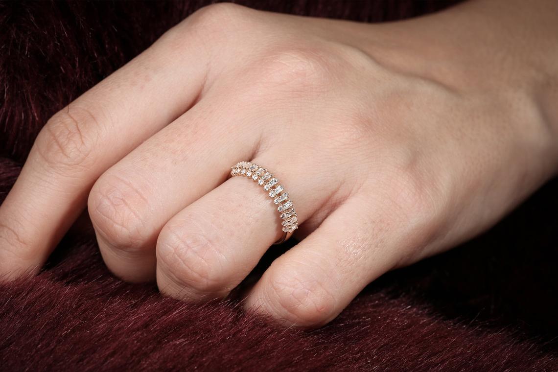 Diamant Ring DONNA I 585er Weißgold 0,56 Karat 2 Diamant Ring DONNA I 585er Weißgold 0,56 Karat